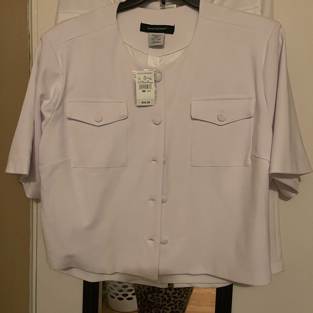 White dress shirt